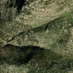 Satellite imagery of Shīr Hadm, SY