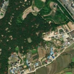Satellite imagery of Yeongjiseokbuljwasang, KR