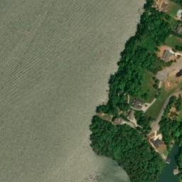 Satellite imagery of Leeper Bluff, US