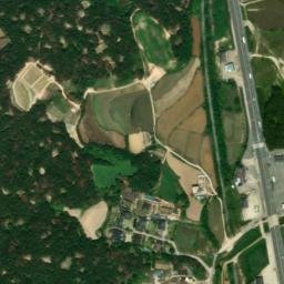 Satellite imagery of Yeongjiseokbuljwasang, KR