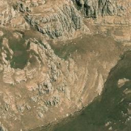 Satellite imagery of Kōtal-e Oshtur Gardan, AF
