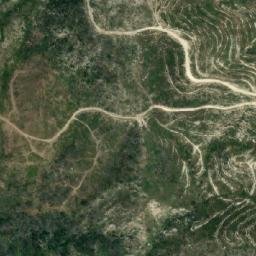 Satellite imagery of Shaqfat az̧ Z̧ahrah, SY