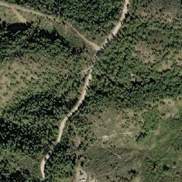 Satellite imagery of Ḩarf al Qashsh, SY