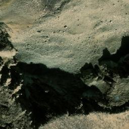 Satellite imagery of Sar-e Qirāndarah, AF