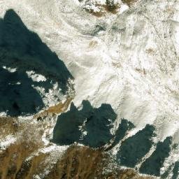 Satellite imagery of Kōh-e Darahgak, AF
