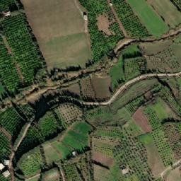 Satellite imagery of Az̧ Z̧ahr, SY