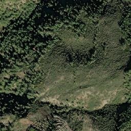 Satellite imagery of Ḩarf al Qashsh, SY