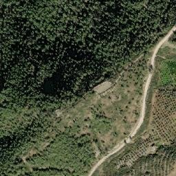 Satellite imagery of Ḩarf al Qashsh, SY