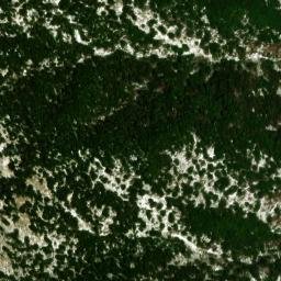 Satellite imagery of 小金沢山, JP