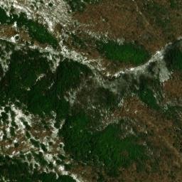 Satellite imagery of 小金沢山, JP