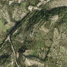 Satellite imagery of Al Qanāţir, SY