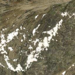 Satellite imagery of Kōh-e Yakhdān, AF