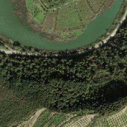 Satellite imagery of Z̧ahr ash Shaykh Salmān, SY