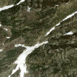 Satellite imagery of Owtsaṟwār, AF