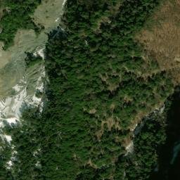 Satellite imagery of 二児山, JP