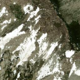 Satellite imagery of Owtsaṟwār, AF