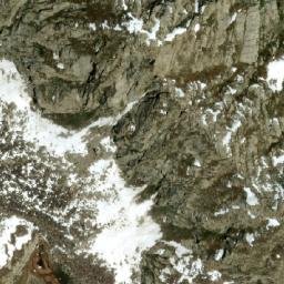 Satellite imagery of Owtsaṟwār, AF