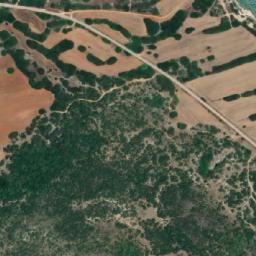 Satellite imagery of Pyra Chorafia, CY