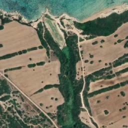 Satellite imagery of Pyra Chorafia, CY
