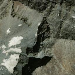 Satellite imagery of Ral Shahi, PK