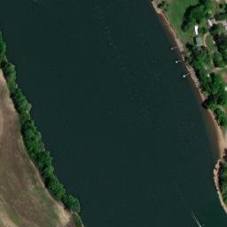 Satellite imagery of Jennings Bluff, US