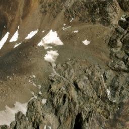 Satellite imagery of Kamar-e Safēd, AF