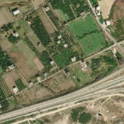 Satellite imagery of Ruwaysat al ‘Ulayqah, SY