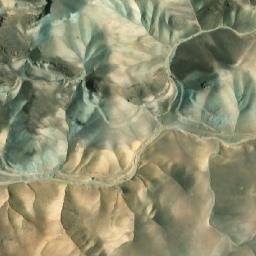 Satellite imagery of Ma‘dan-e Rūbāz-e Gach-e Chel Qez, IR