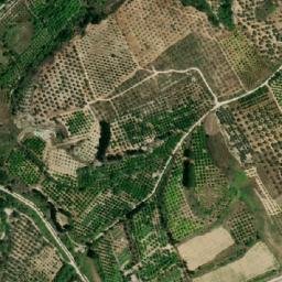 Satellite imagery of Z̧ahr al Ḩurayshāt, SY