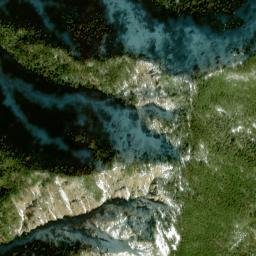 Satellite imagery of 本谷山, JP