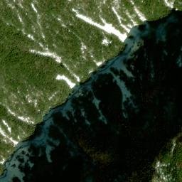 Satellite imagery of 本谷山, JP