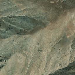Satellite imagery of Tōp-e Maqşūd, AF