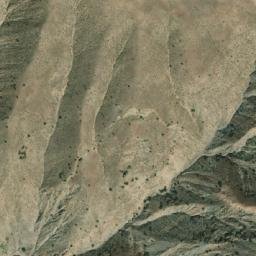 Satellite imagery of Tōp-e Maqşūd, AF