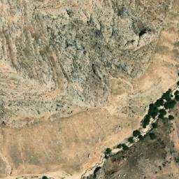 Satellite imagery of Yakrūyah-ye Khāzah-ye Tangak, AF