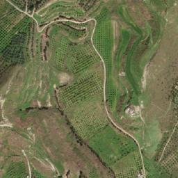 Satellite imagery of Z̧ahr Wādī al Mukarramah, SY