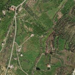 Satellite imagery of Z̧ahr Wādī al Mukarramah, SY