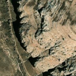 Satellite imagery of Mīān Pōzah-ye Ūzī, AF