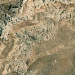 Satellite imagery of Mīān Pōzah-ye Ūzī, AF