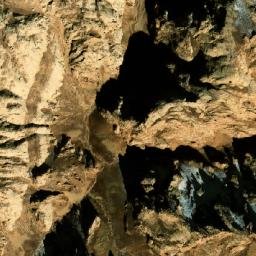 Satellite imagery of Mīānah Band-e Yakhdān, AF