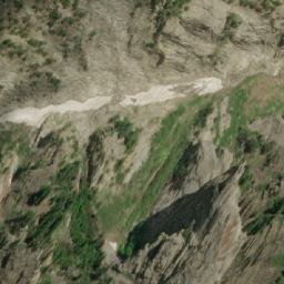 Satellite imagery of Kōh-e Manḏagal-e ‘Ulyā, AF