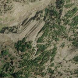 Satellite imagery of Kōh-e Manḏagal-e ‘Ulyā, AF