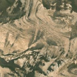 Satellite imagery of Pushtah-ye Chāh-e Wazīr, AF