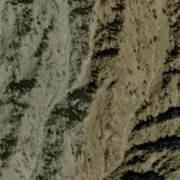 Satellite imagery of Khomar Kaur, PK