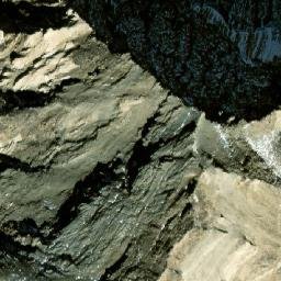 Satellite imagery of Kōh-e Kārwān Parīdah, AF