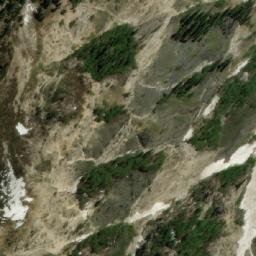 Satellite imagery of Kōh-e Manḏagal-e Suflá, AF