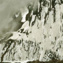 Satellite imagery of Kōh-e Manḏagal-e Suflá, AF