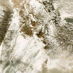 Satellite imagery of Mīānah Kōh-e Chahārmaghzzār, AF