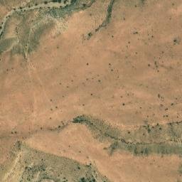 Satellite imagery of Ragoubet Agal Hamada, TN