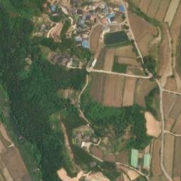 Satellite imagery of 이교마을, JP