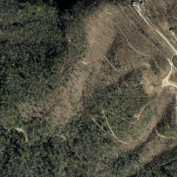 Satellite imagery of Raven Cliffs, US